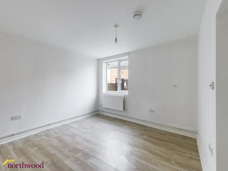 1 bedroom Flat to let in South Street, Banbury, OX16
