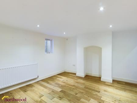 4 bedroom Terraced House to let in Causeway, Banbury, OX16