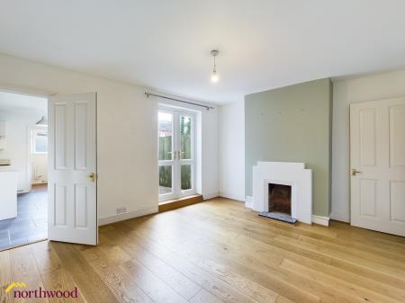 4 bedroom Terraced House to let in Causeway, Banbury, OX16