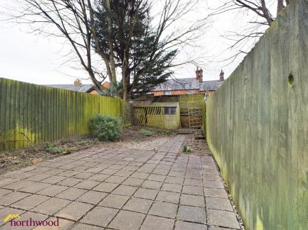 4 bedroom Terraced House to let in Causeway, Banbury, OX16