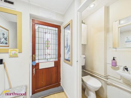 3 bedroom Terraced House for sale in Hearthway, Banbury, OX16