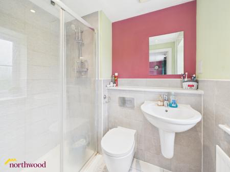 3 bedroom Semi-detached house to let in Swift Drive, Bodicote, OX15