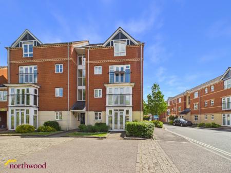2 bedroom Flat for sale in Alma Road, Banbury, OX16