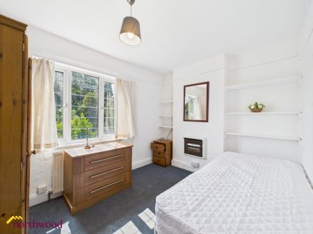 1 bedroom House share to let in Easington Road, Banbury, OX16