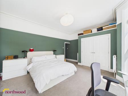 1 bedroom Flat to let in Broughton Road, Banbury, OX16