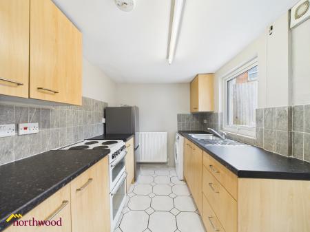 2 bedroom End of terrace house to let in Newland Place, Banbury, OX16
