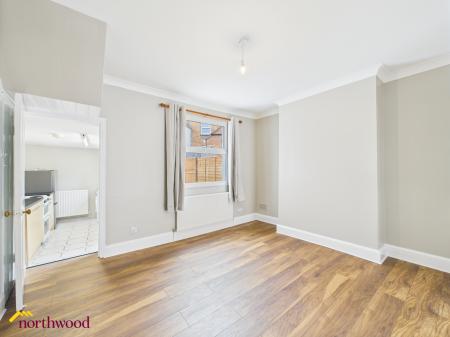 2 bedroom End of terrace house to let in Newland Place, Banbury, OX16