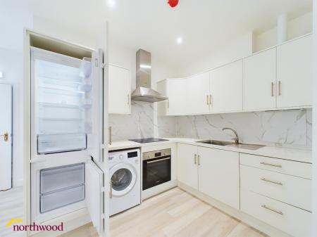 1 bedroom Studio flat to let in Flat 2, 19B Bridge Street Banbury