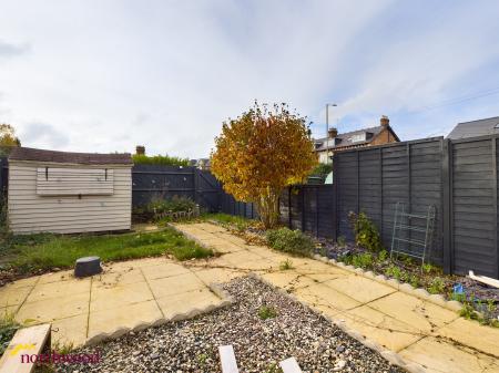 3 bedroom Terraced House to let in Howard Road, Banbury, OX16