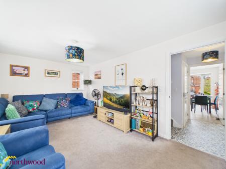 3 bedroom Detached house for sale in Yarrow Road, Bodicote, OX15