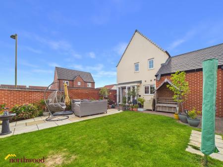 3 bedroom Detached house for sale in Yarrow Road, Bodicote, OX15