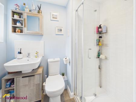 3 bedroom Detached house for sale in Yarrow Road, Bodicote, OX15