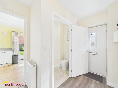 3 bedroom Semi-detached house for sale in Bennett Drive, Banbury, OX16