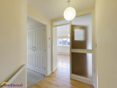 1 bedroom Flat to let in Molyneux Drive, Bodicote, OX15