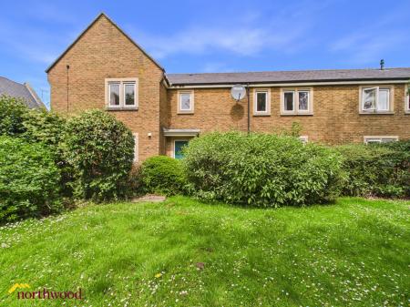 3 bedroom Terraced House to let in Stroud Close, Banbury, OX16