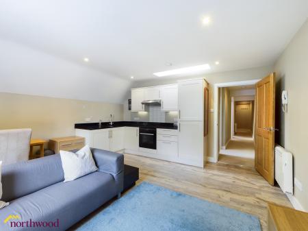 2 bedroom Maisonette to let in Horse Fair, Banbury, OX16