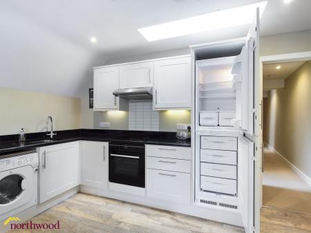 2 bedroom Maisonette to let in Horse Fair, Banbury, OX16