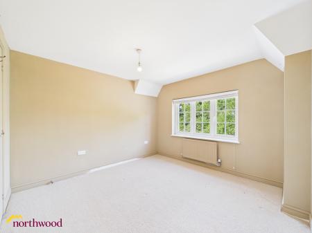 3 bedroom Semi-detached house for sale in Betts Close, Banbury, OX16