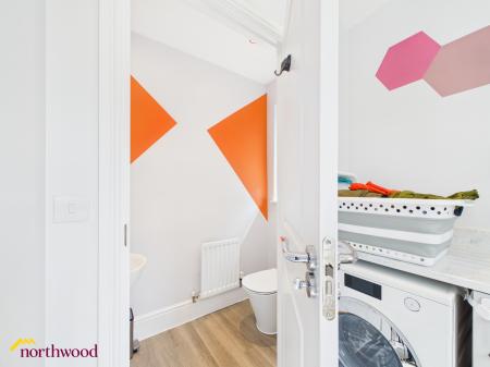 4 bedroom Detached house for sale in Bateman Close, Banbury, OX16