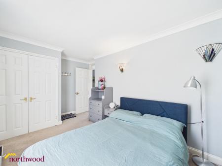 2 bedroom Flat for sale in Victoria Place, Banbury, OX16