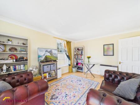 2 bedroom Flat for sale in Victoria Place, Banbury, OX16