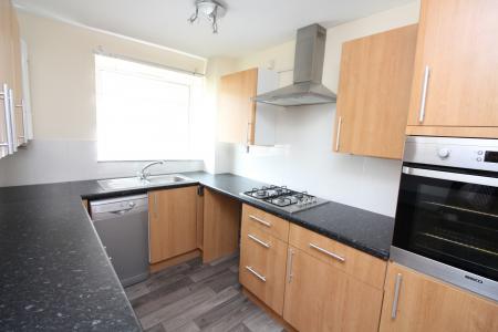 2 bedroom Flat to let in Cherwell Banks, Kings Sutton, OX17