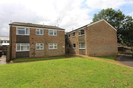 Cherwell Banks, Kings Sutton, OX17