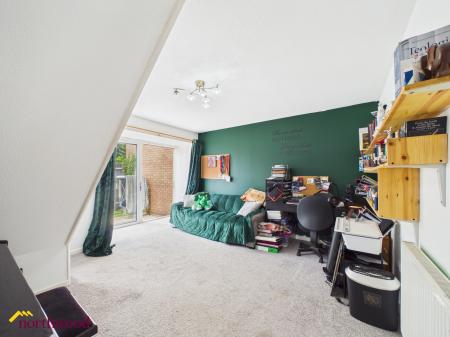 1 bedroom House for sale in Sussex Drive, Banbury, OX16