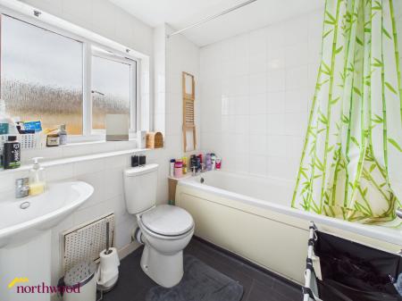 1 bedroom House for sale in Sussex Drive, Banbury, OX16