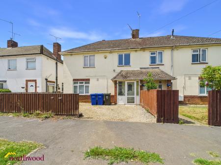 4 bedroom Semi-detached house to let in Greys Close, Banbury, OX16