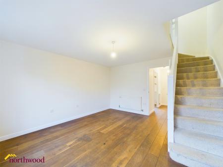 2 bedroom Terraced House for sale in Lord Fielding Close, Banbury, OX16