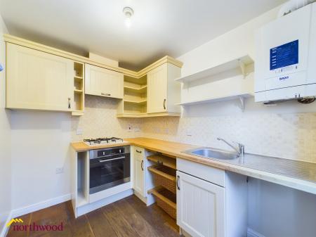 2 bedroom Terraced House for sale in Lord Fielding Close, Banbury, OX16