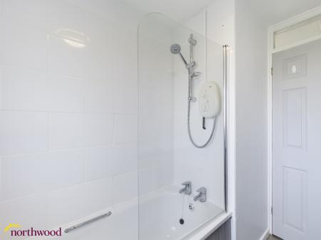 2 bedroom Maisonette to let in Blackwell Road, Tredington, CV36
