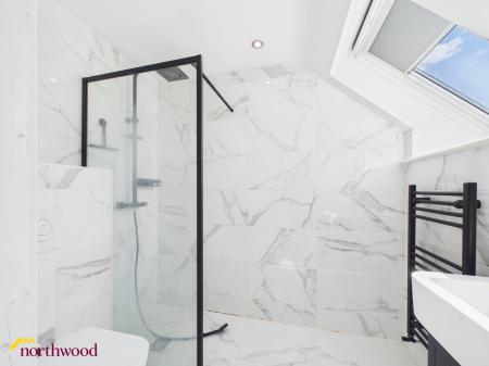 5 bedroom Detached house for sale in Digwood Road, Banbury, OX16