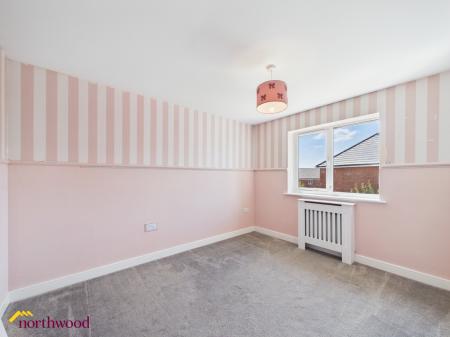 5 bedroom Detached house for sale in Digwood Road, Banbury, OX16