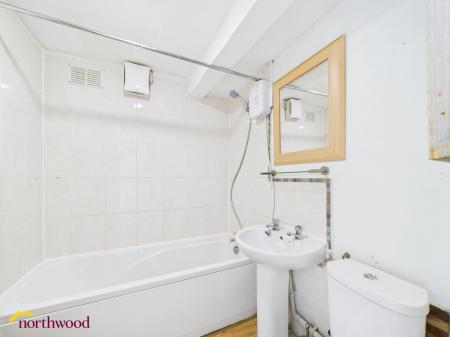 1 bedroom Flat to let in Pepper Alley, High Street, Banbury, OX16