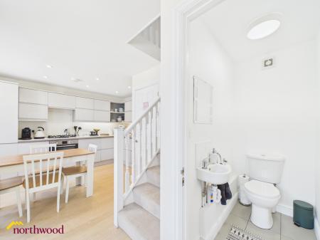 2 bedroom House for sale in White Lion Walk, Banbury, OX16