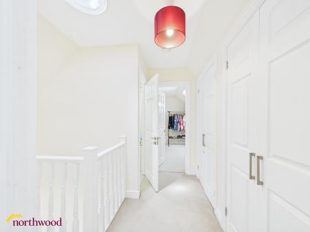 2 bedroom House for sale in White Lion Walk, Banbury, OX16