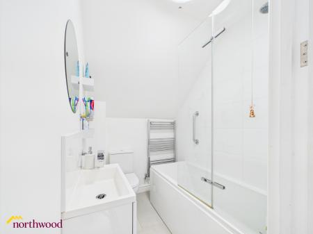 2 bedroom House for sale in White Lion Walk, Banbury, OX16