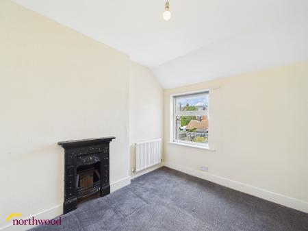 2 bedroom Terraced House for sale in Avenue Road, Banbury, OX16