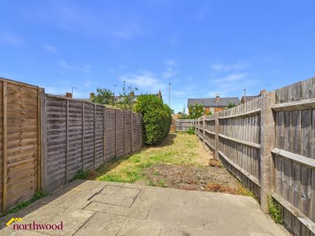 2 bedroom Terraced House for sale in Avenue Road, Banbury, OX16