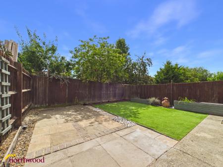 3 bedroom Semi-detached house for sale in Balmoral Way, Kings Sutton, OX17