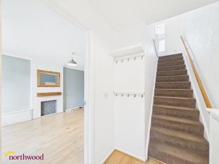 3 bedroom Semi-detached house for sale in Balmoral Way, Kings Sutton, OX17
