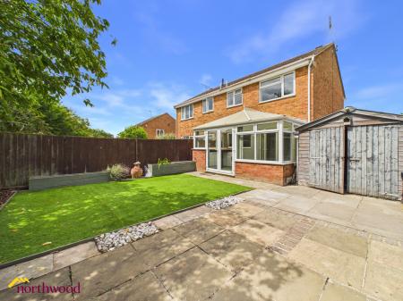 3 bedroom Semi-detached house for sale in Balmoral Way, Kings Sutton, OX17