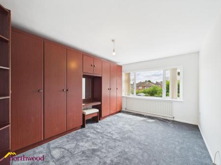 3 bedroom Semi-detached house to let in Hillview Crescent, Banbury, OX16