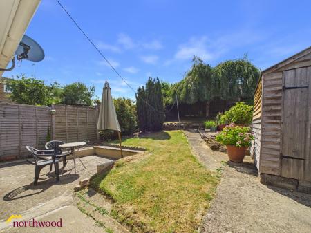3 bedroom Semi-detached house for sale in Coppice Close, Banbury, OX16