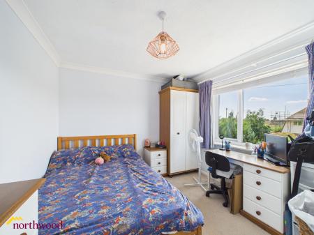 3 bedroom Detached house for sale in Danvers Road, Broughton, OX15