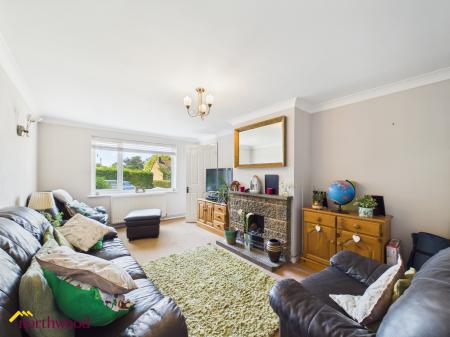 3 bedroom Detached house for sale in Danvers Road, Broughton, OX15