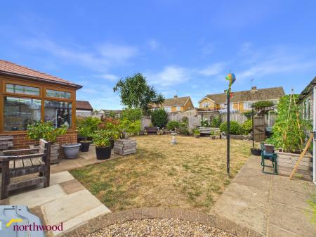 3 bedroom Bungalow for sale in Malvern Close, Banbury, OX16