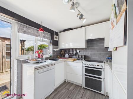 3 bedroom Bungalow for sale in Malvern Close, Banbury, OX16
